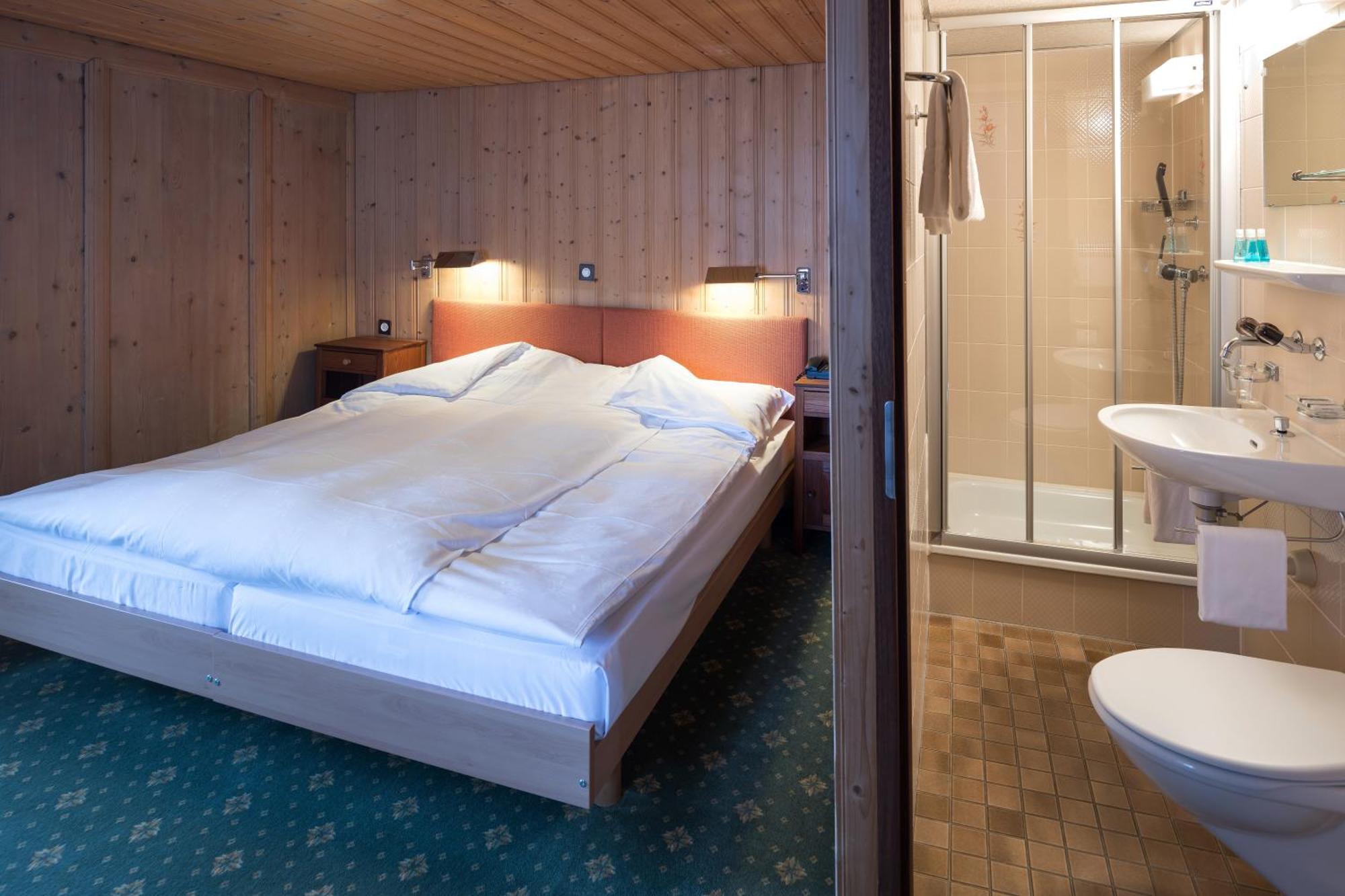 ביביו Hotel Post מראה חיצוני תמונה