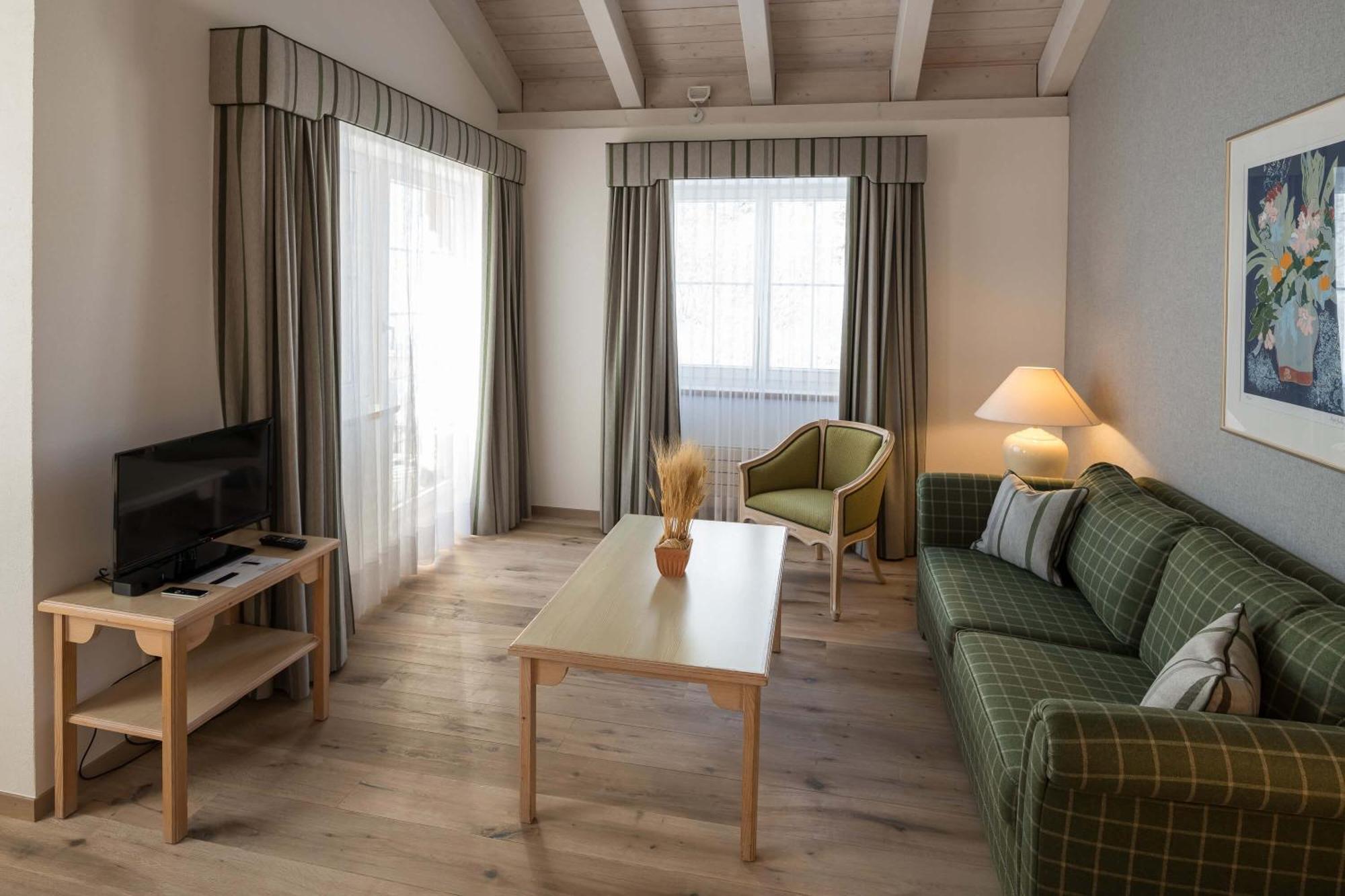 ביביו Hotel Post מראה חיצוני תמונה